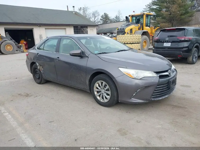2015 TOYOTA CAMRY Gray VIN: 4T1BF1FK2FU053608