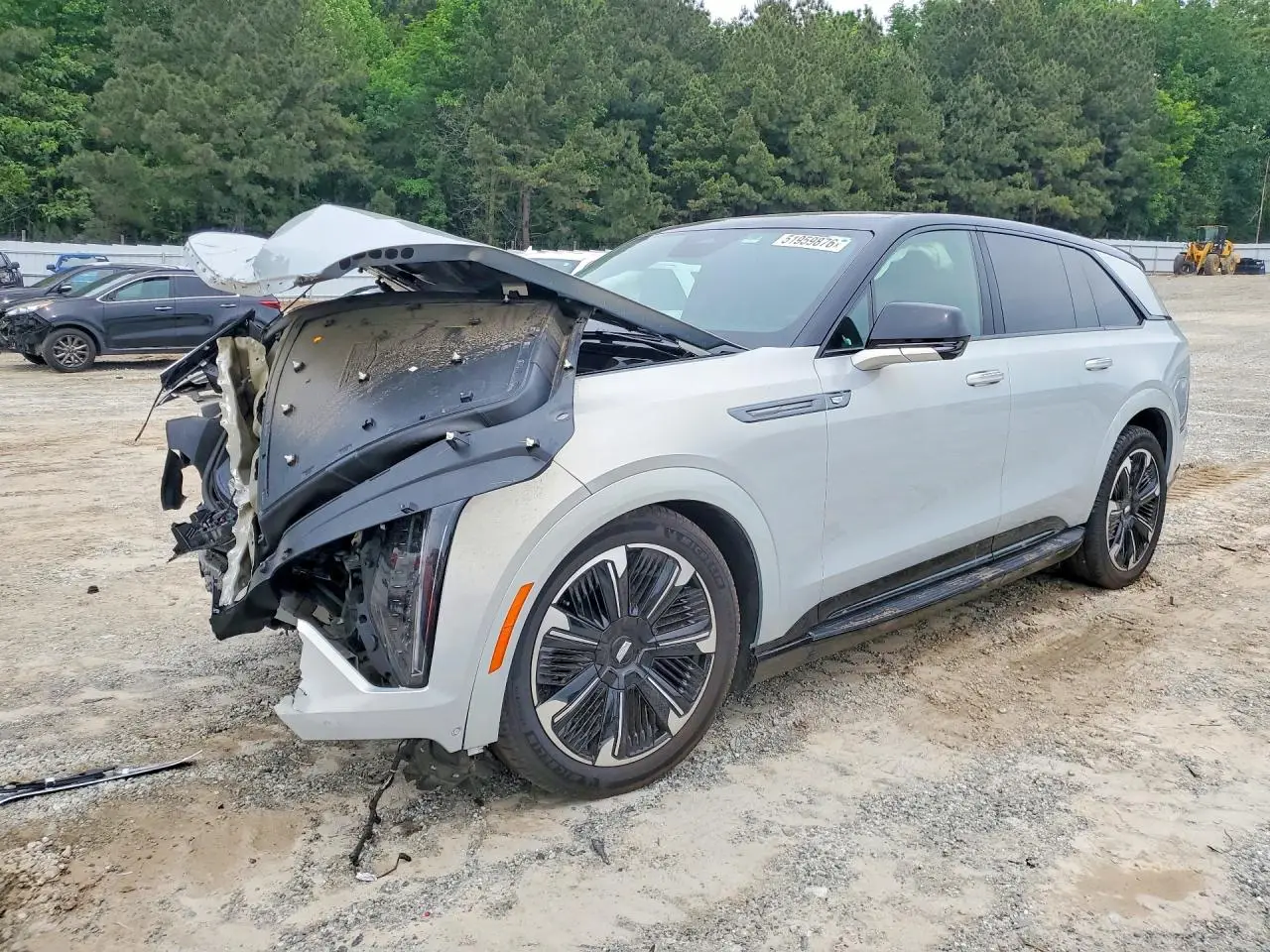 2025 CADILLAC ALL OTHER CREAM VIN: 1GYTEFKL7SU101275