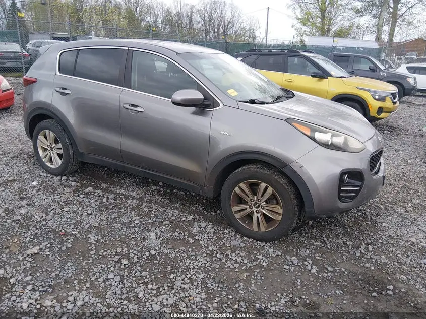 2018 KIA SPORTAGE Gray VIN: KNDPMCAC9J7397178