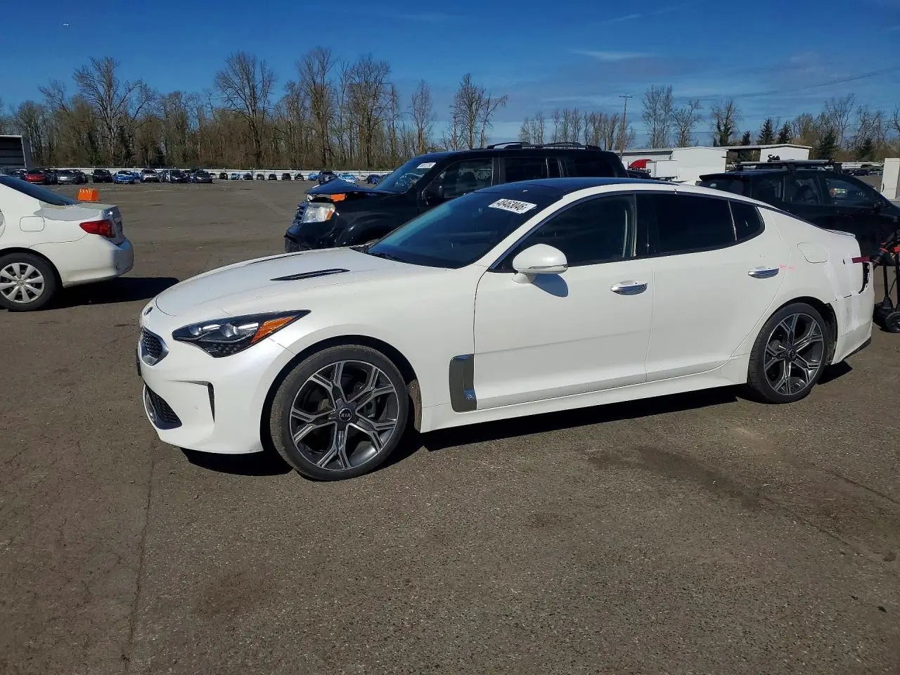 2018 KIA STINGER WHITE VIN: KNAE25LA3J6012933