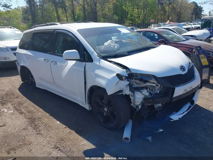 2015 TOYOTA SIENNA White VIN: 5TDXK3DC5FS673726