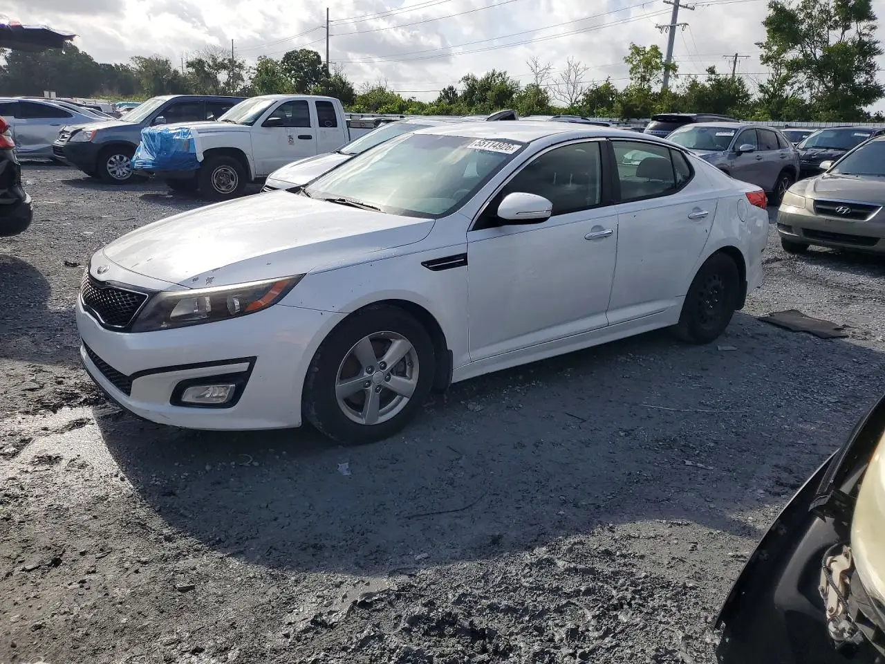 2015 KIA OPTIMA WHITE VIN: 5XXGM4A7XFG463776