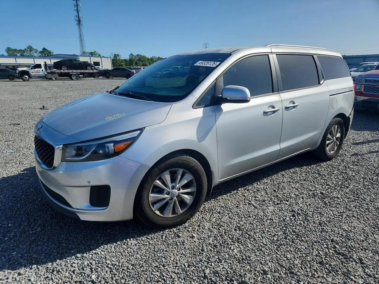 2017 KIA SEDONA SILVER VIN: KNDMB5C15H6305919