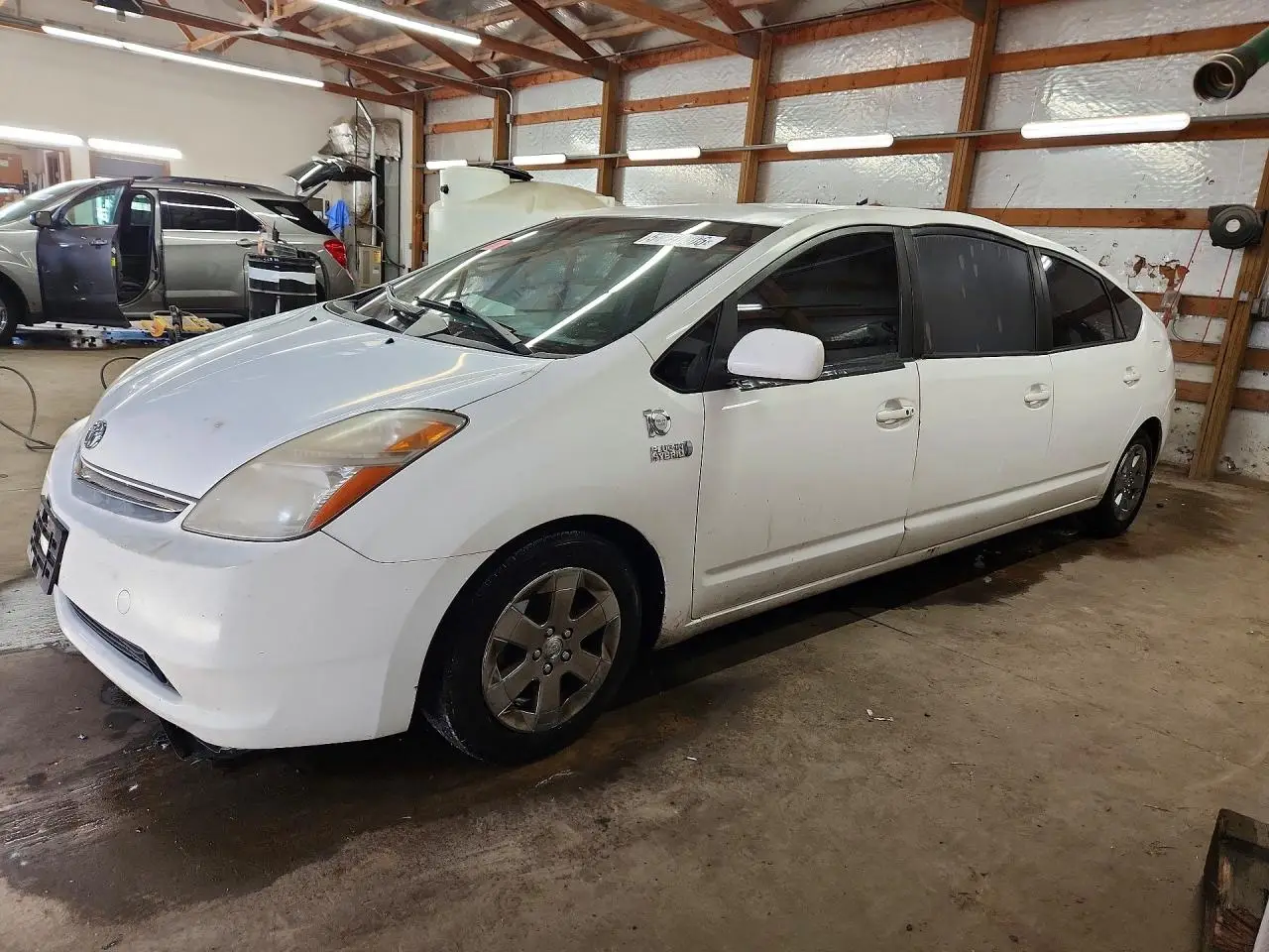 2007 TOYOTA PRIUS WHITE VIN: JTDKB20U377564860
